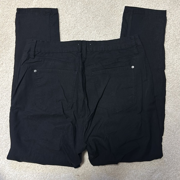 YMI skinny pant - Picture 3 of 3